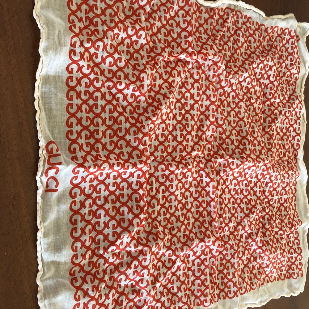 Gucci scarf